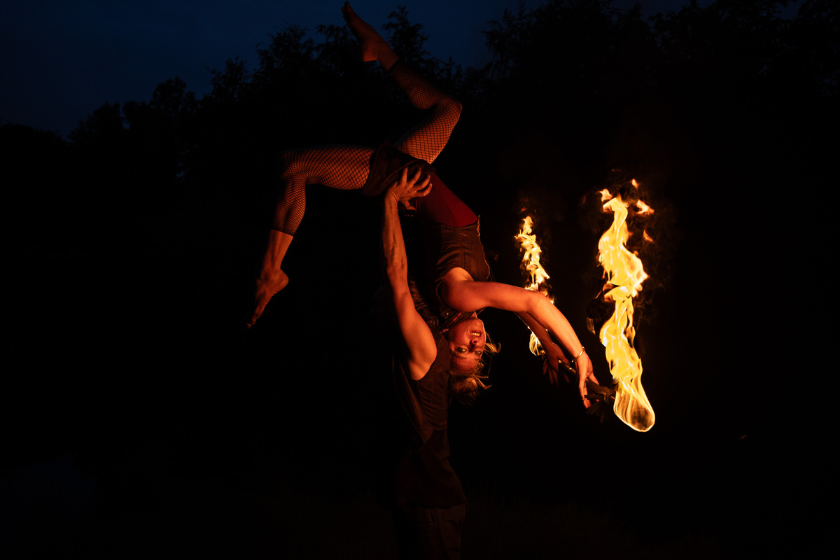 Vlam_upside-down_NickVos_CelesteDecember-1