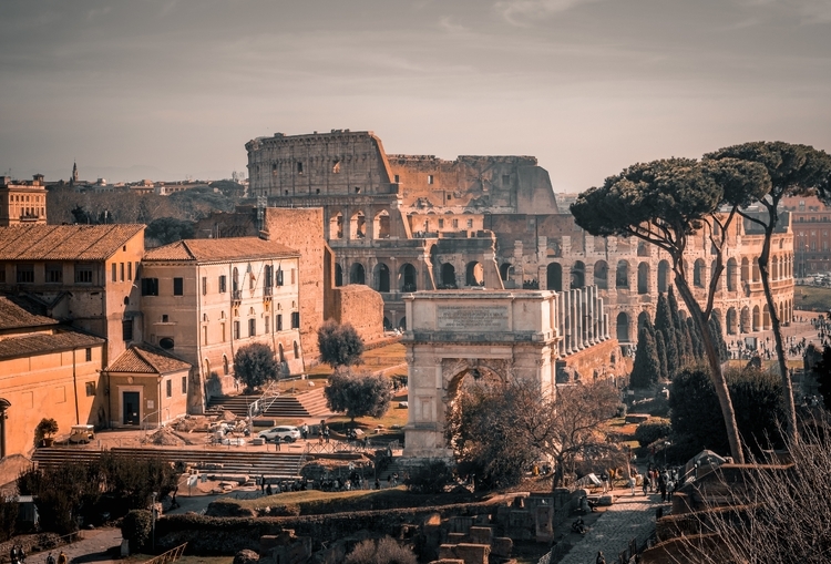 colosseum-amphitheater-rome-italy-grey-sky-1