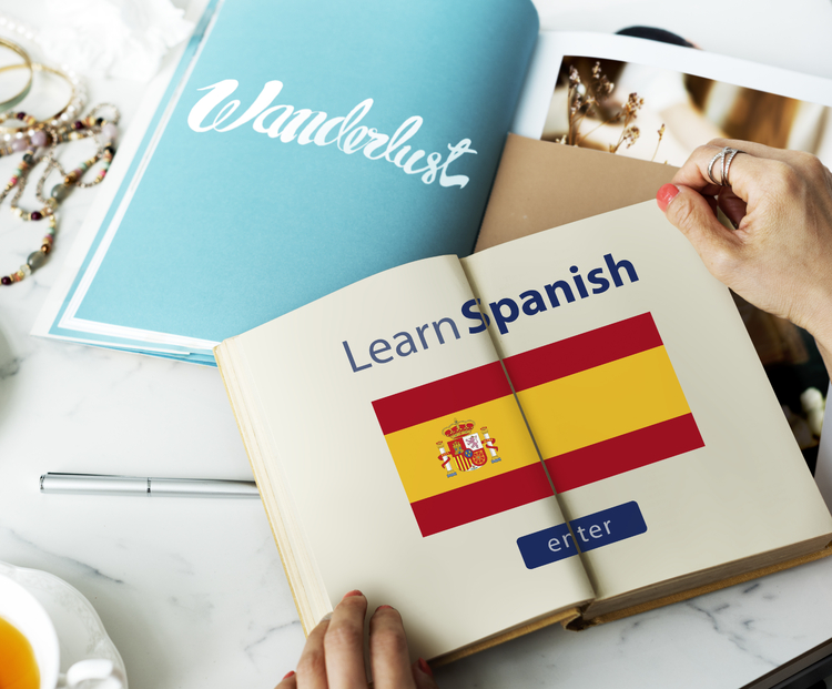 learn-spanish-language-online-education-concept-1